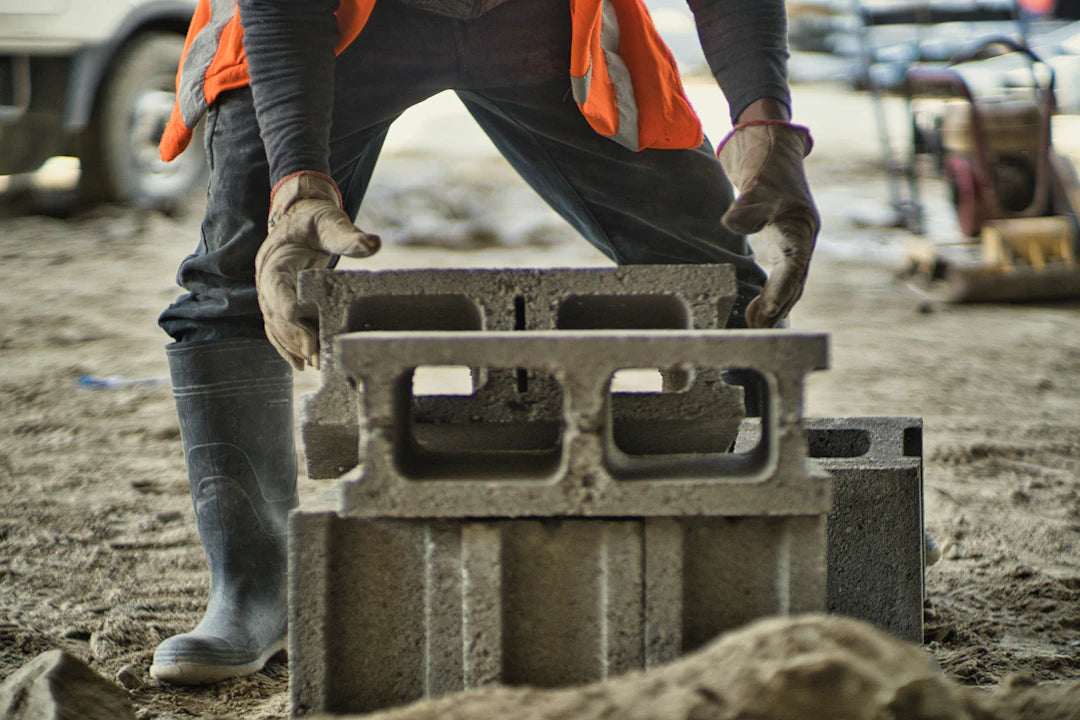 Selecting the Right Finish for Concrete Formwork Plywood